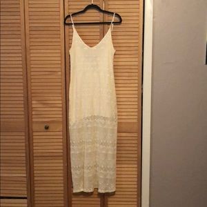 Beachy lace maxi